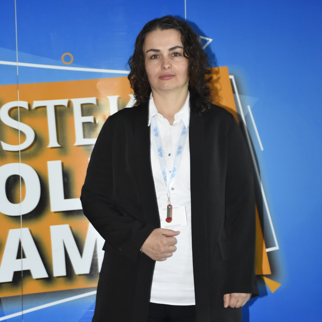 YASEMİN YAŞA