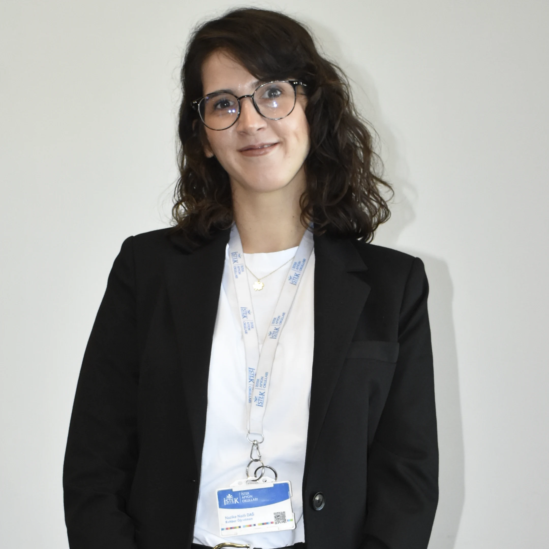 NAZİKE NAZLI GÜVENEKLİ