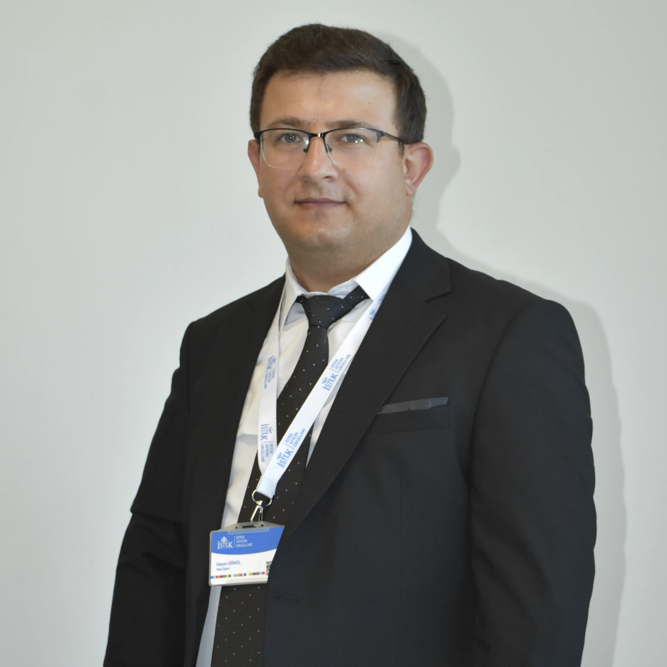 MUSTAFA ÜZÜM